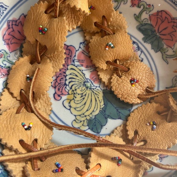 Handcrafted Native American Beaded Tan Leather Tie Headband Headrest - Picture 9 of 15